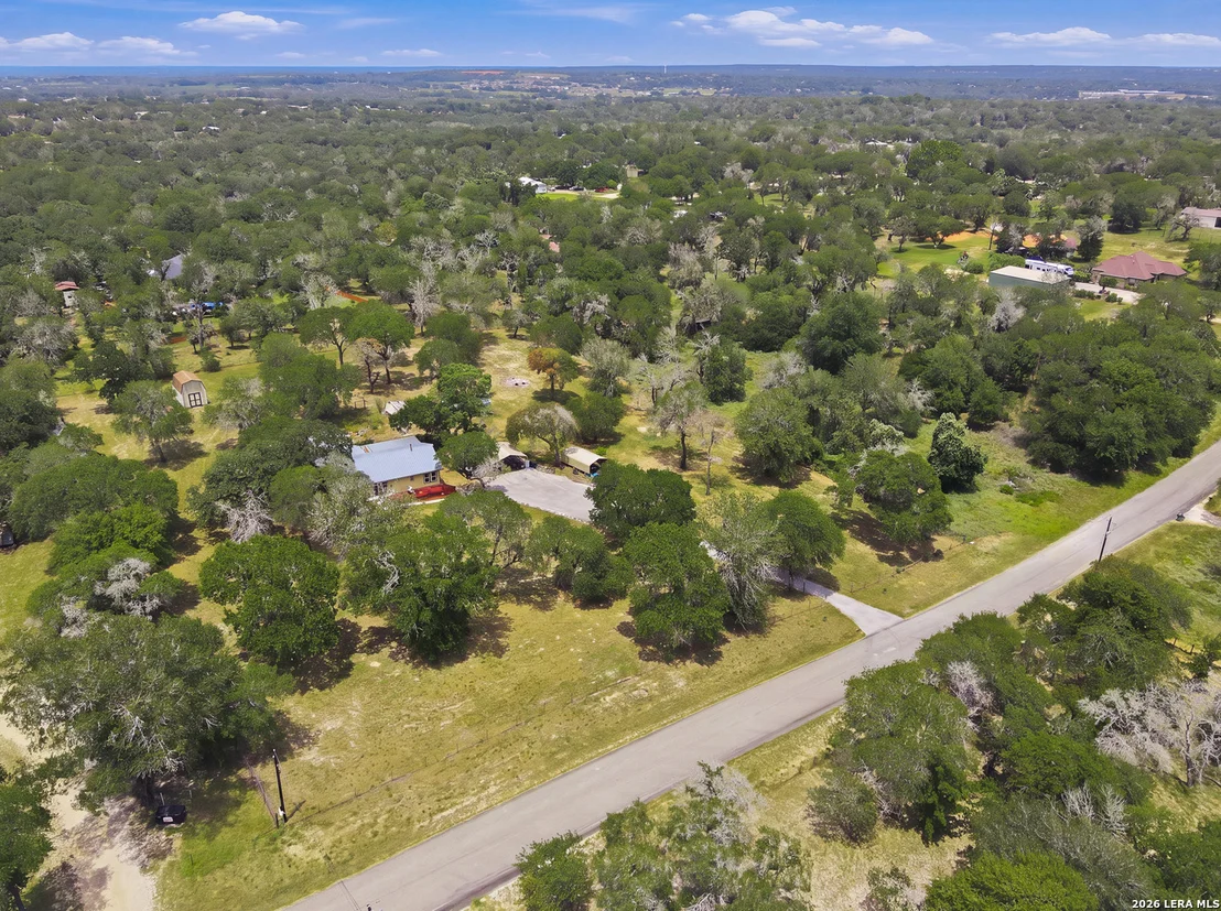 Photo of 1027 Bluebonnet