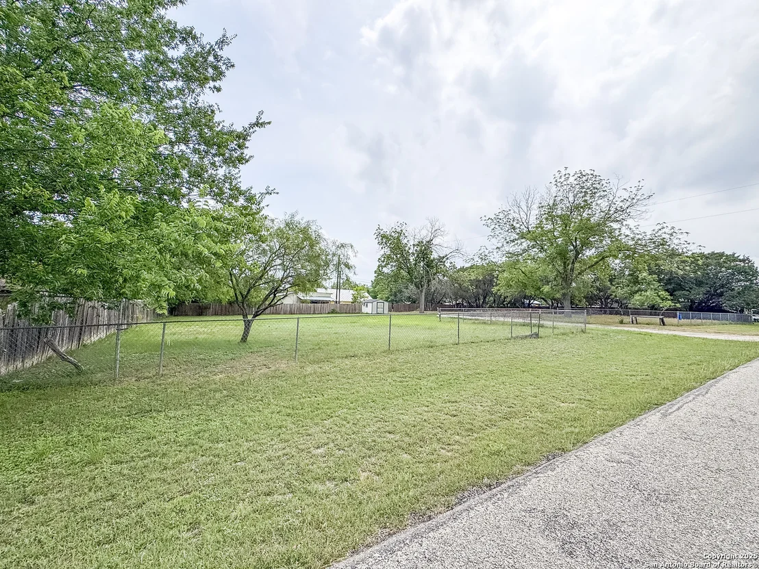 Photo of 1054 & 1062 Peach Tree