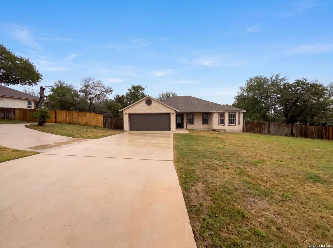 Photo of 130 LOG CABIN WAY