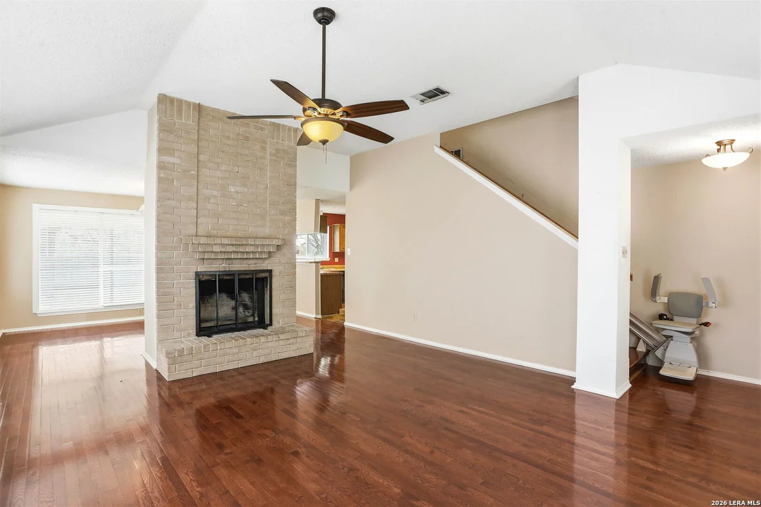 Photo of 1100 Dimrock