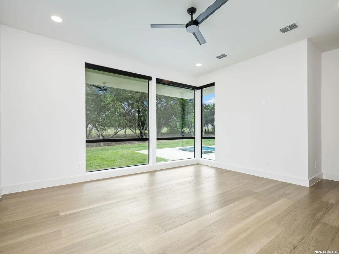 Photo of 211 Wellesley Hill