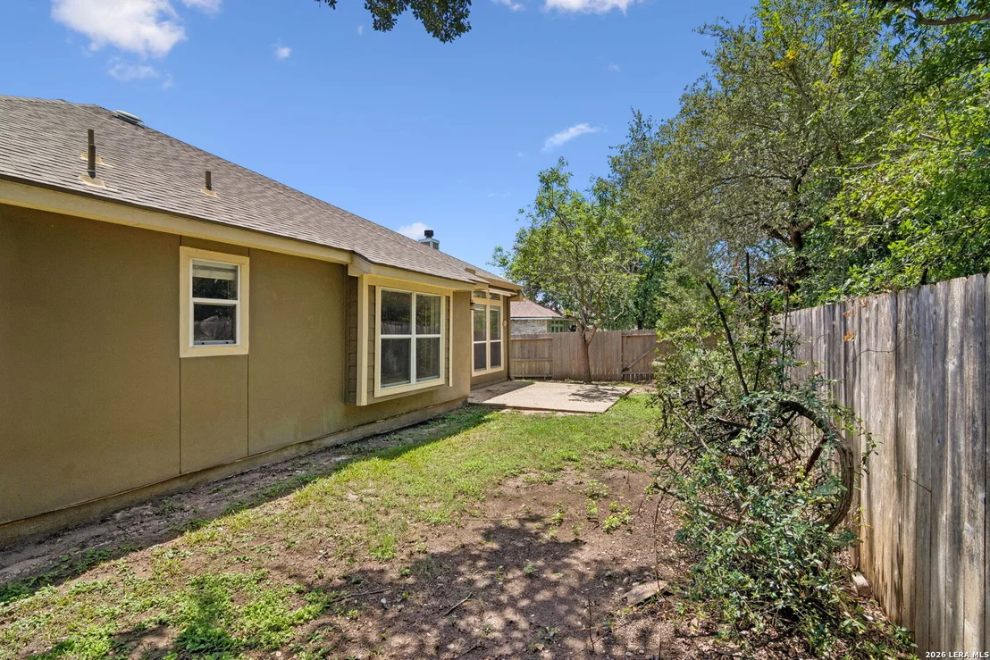 Photo of 1303 BLUFF FOREST