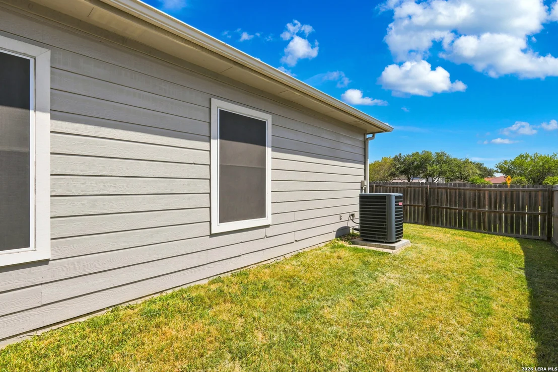 Photo of 7610 Crown Ledge