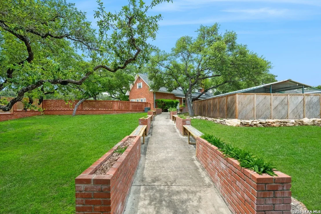 Photo of 11902 RUSTIC LN