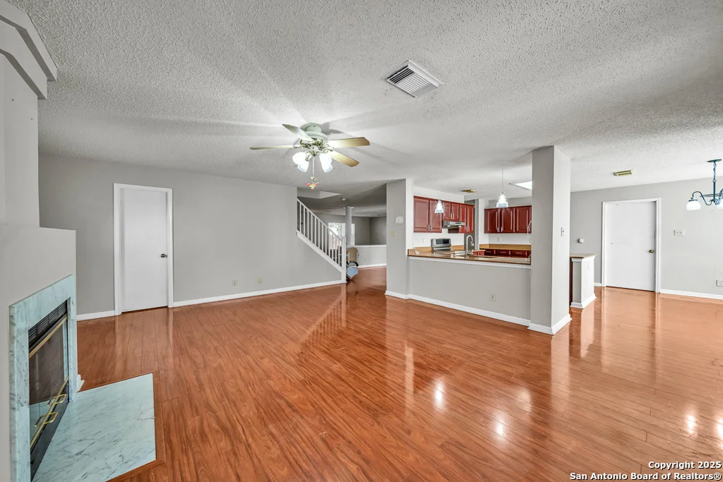 Photo of 7910 Dover Glade