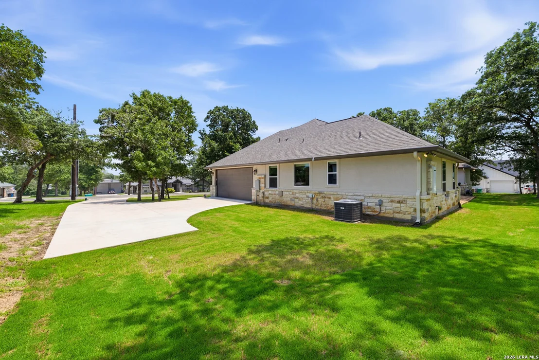 Photo of 125 N TRANQUILITY DR