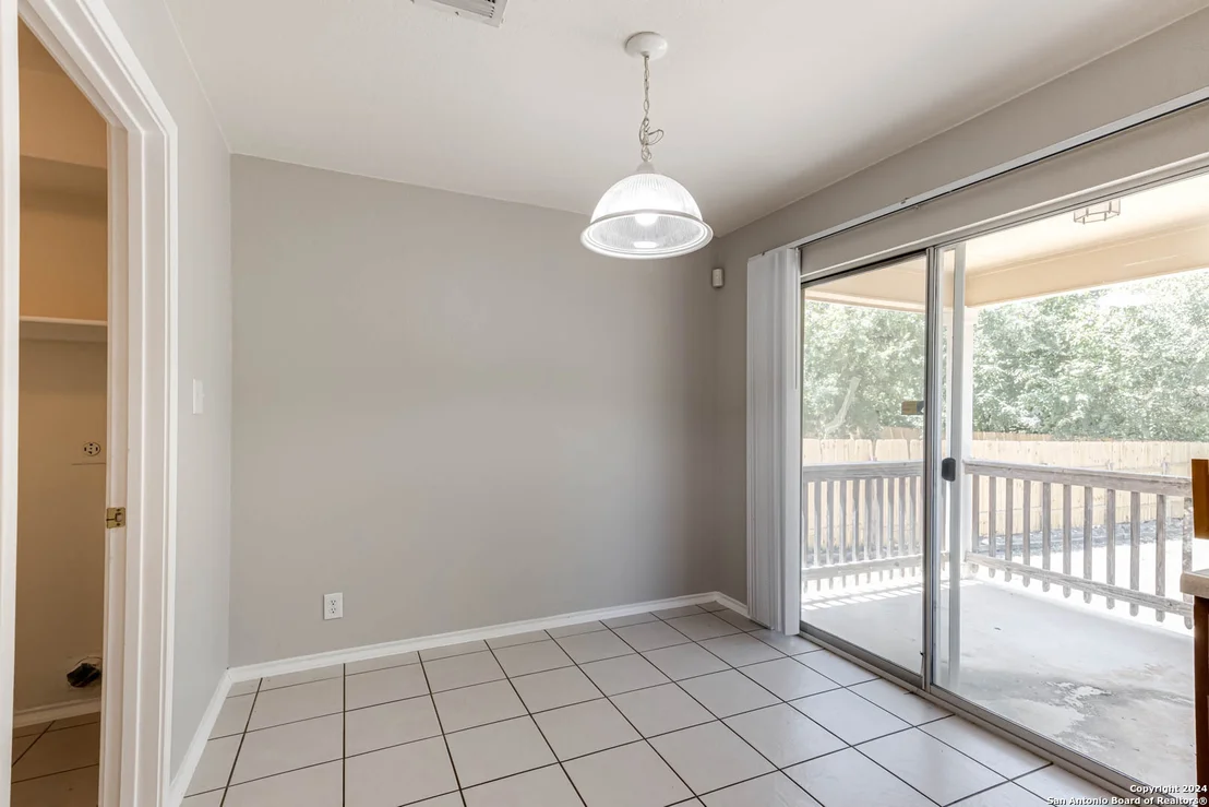 Photo of 1039 DAFFODIL WAY