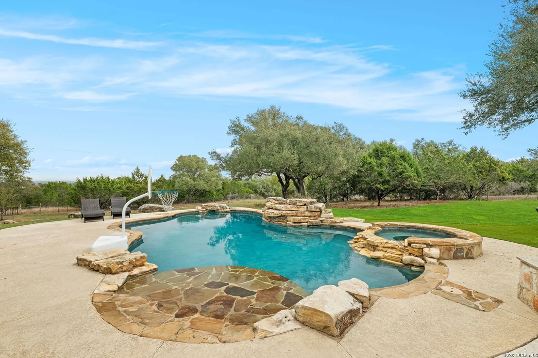 Photo of 111 Greystone Circle