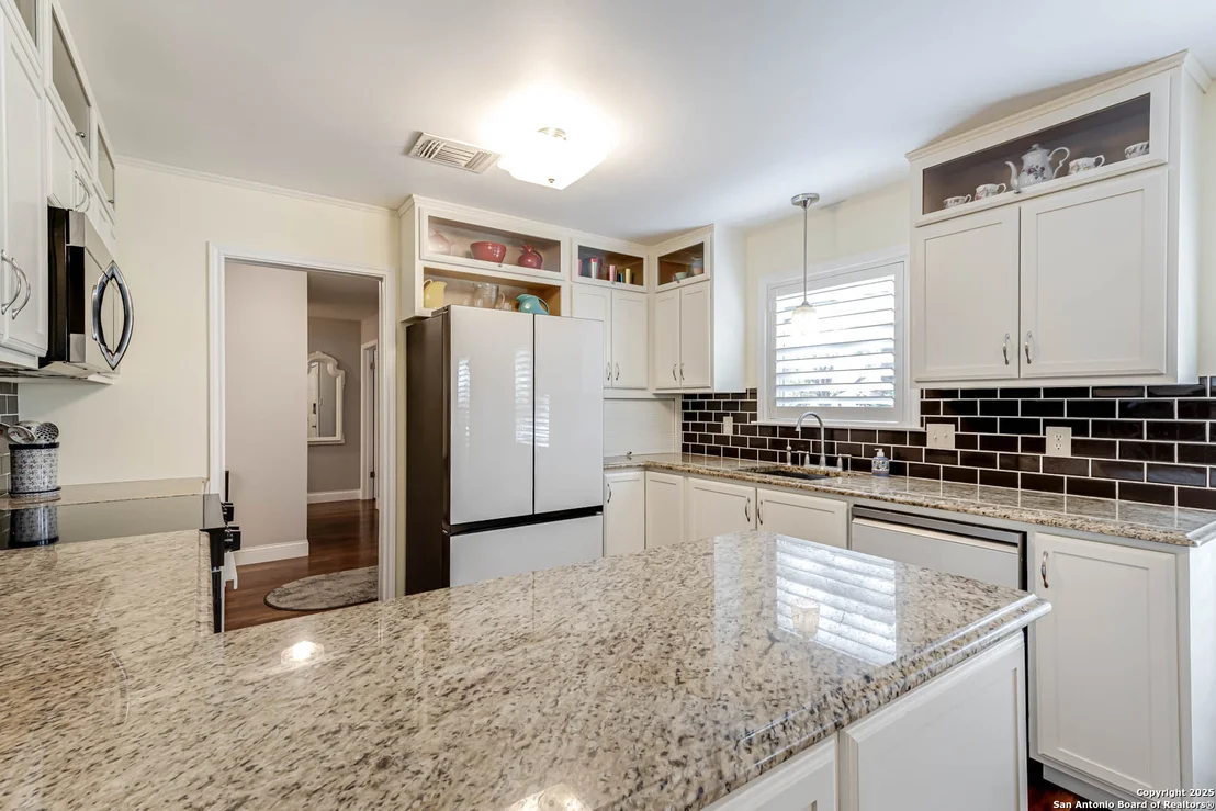 Photo of 13738 Wilderness Pt