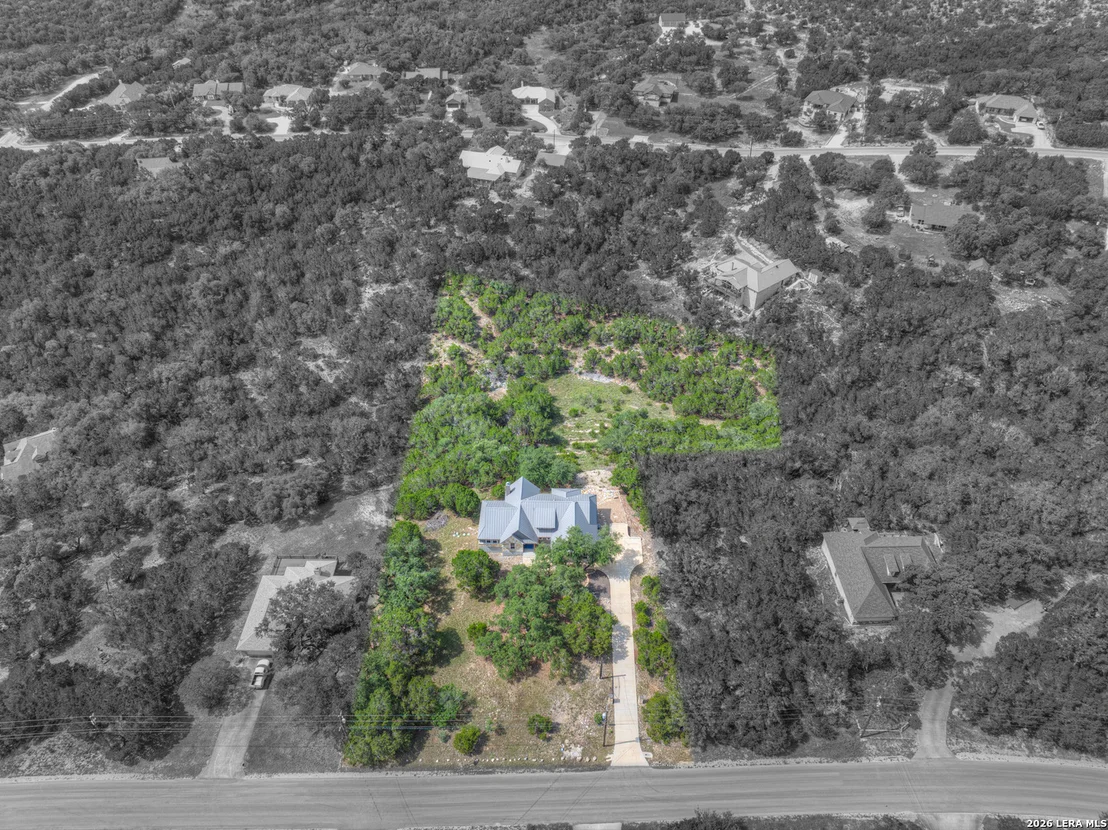 Photo of 562 TOYE BLVD