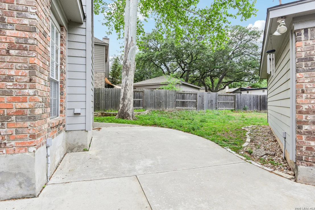 Photo of 2423 Brighton Oaks