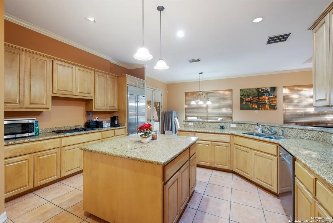 Photo of 702 Bluff Breeze