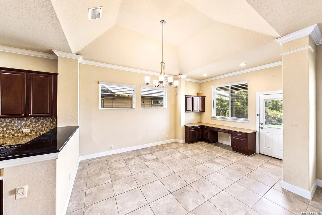 Photo of 11812 Field Bend