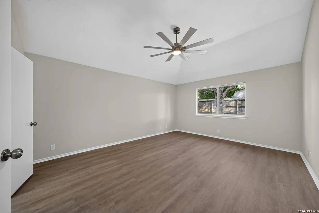 Photo of 1017 SUMMER HAVEN LN