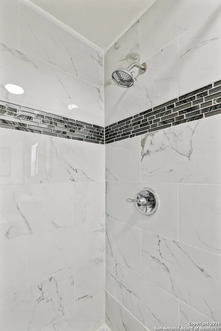 Photo of 630 Lovera