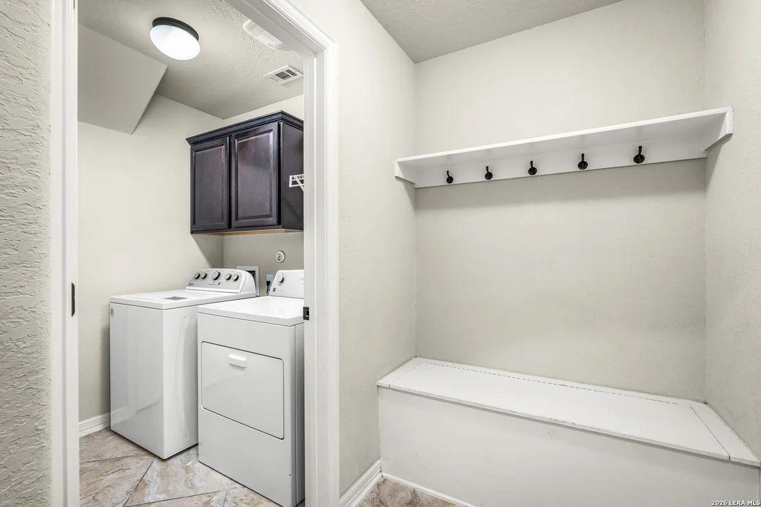 Photo of 824 Water Oak