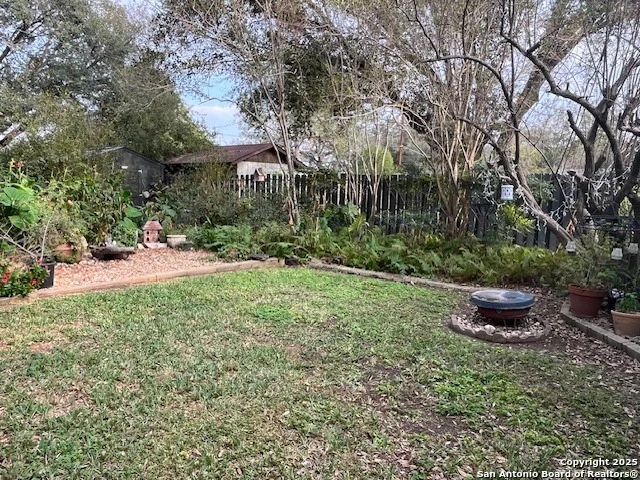 Photo of 1216 Mockingbird