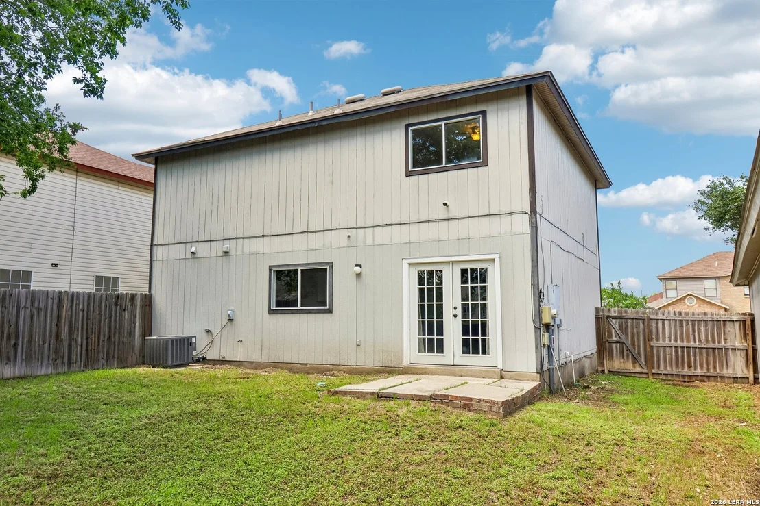 Photo of 10132 SUNSET PL