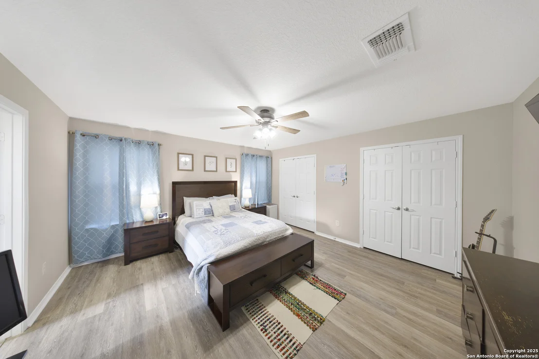 Photo of 302 Pleasanton Heights