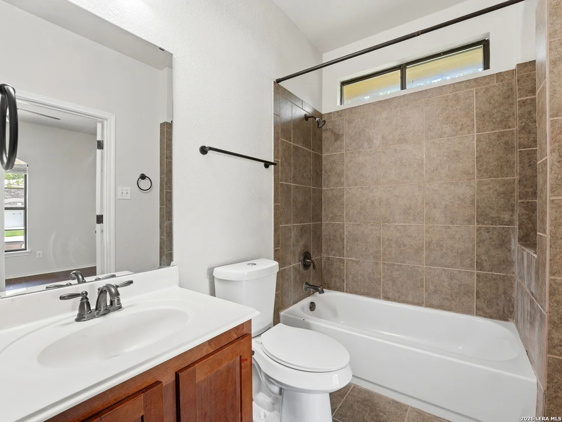 Photo of 5542 Cross Pond
