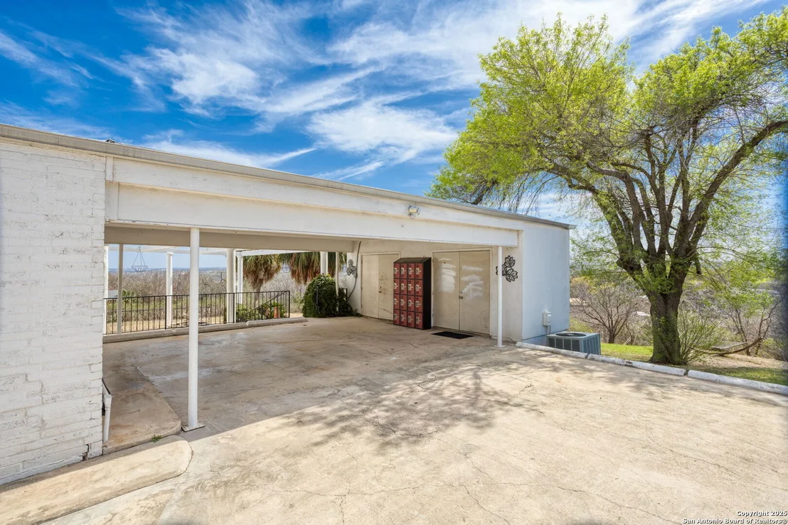 Photo of 4114 Willowbrook