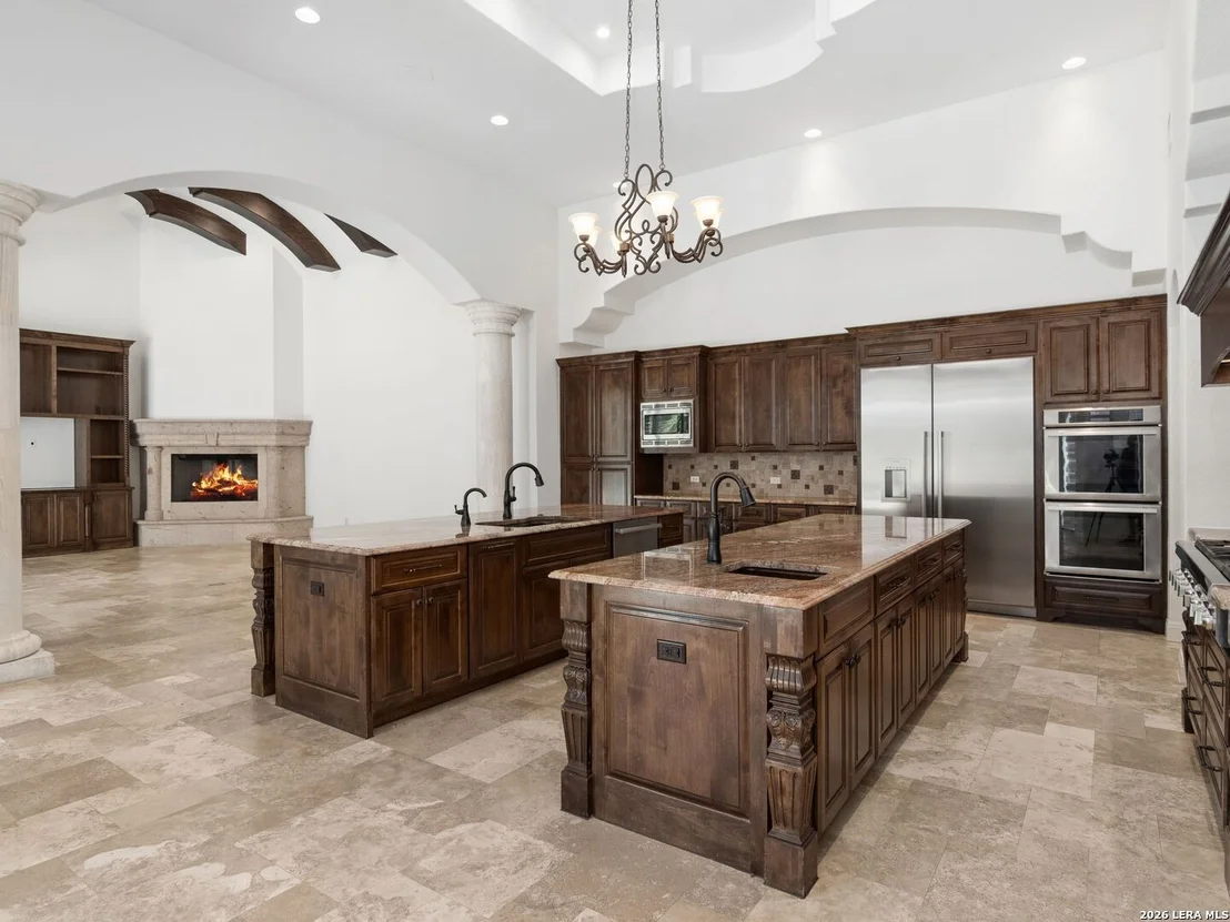 Photo of 202 WELLESLEY LOOP