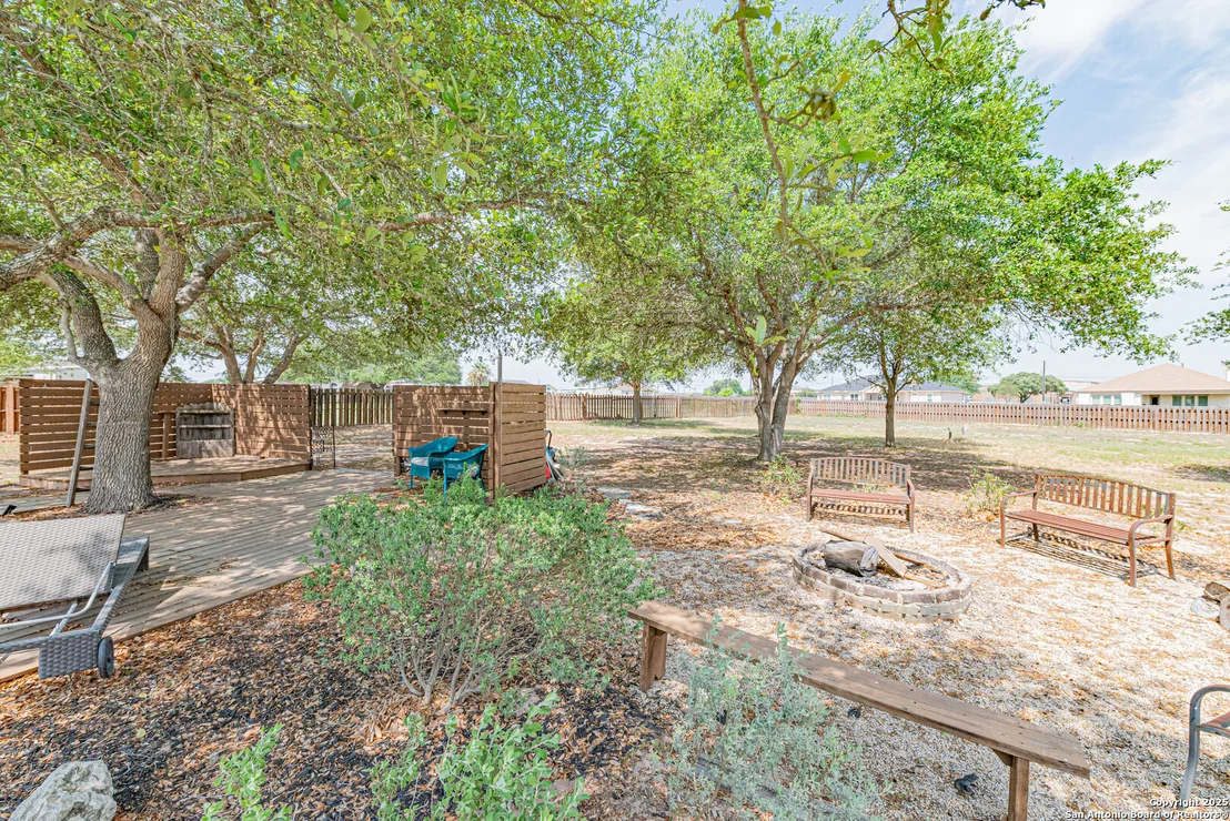 Photo of 433 Bear Gardens