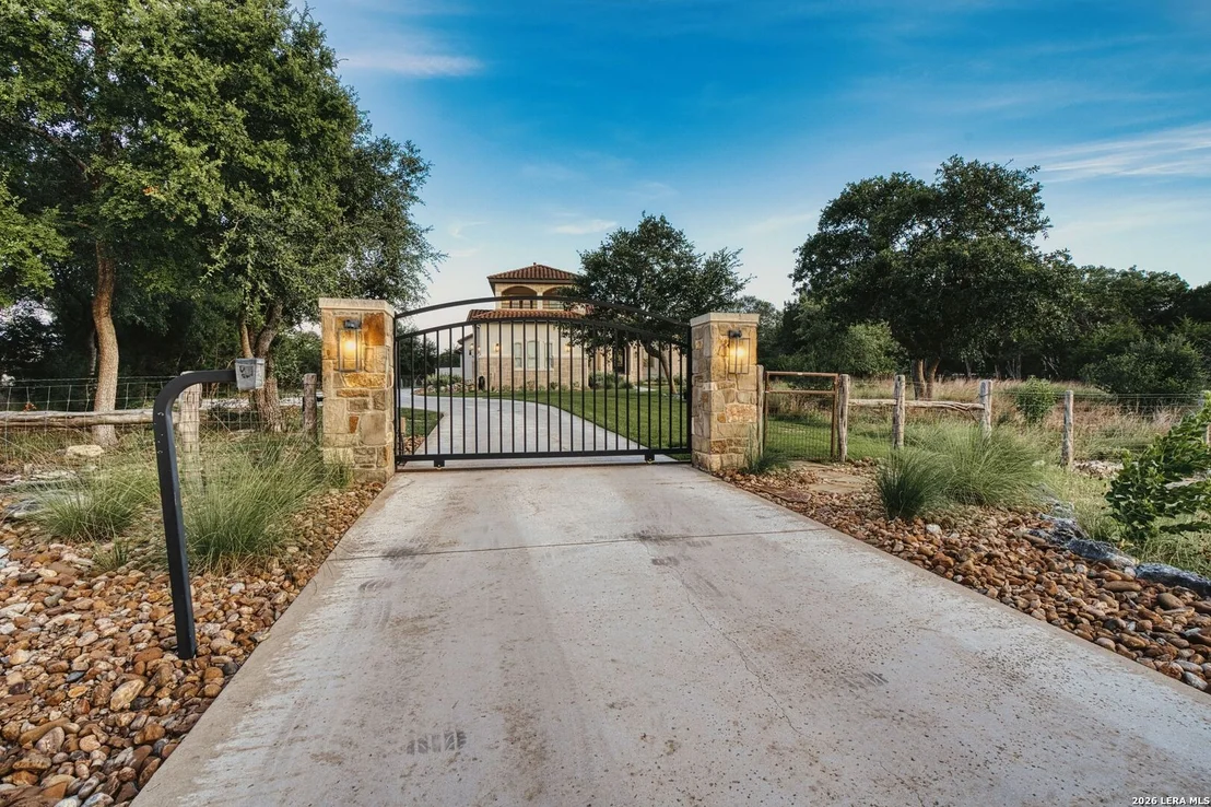 Photo of 192 RIVERWOOD