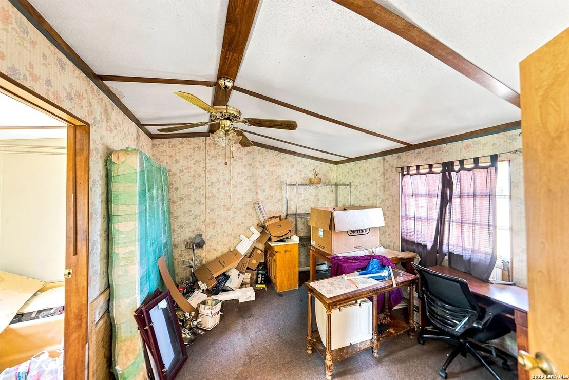 Photo of 990 Hillcrest Trl