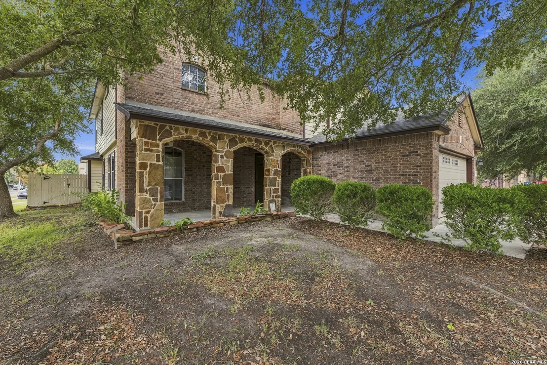 Photo of 233 JULIAN PT