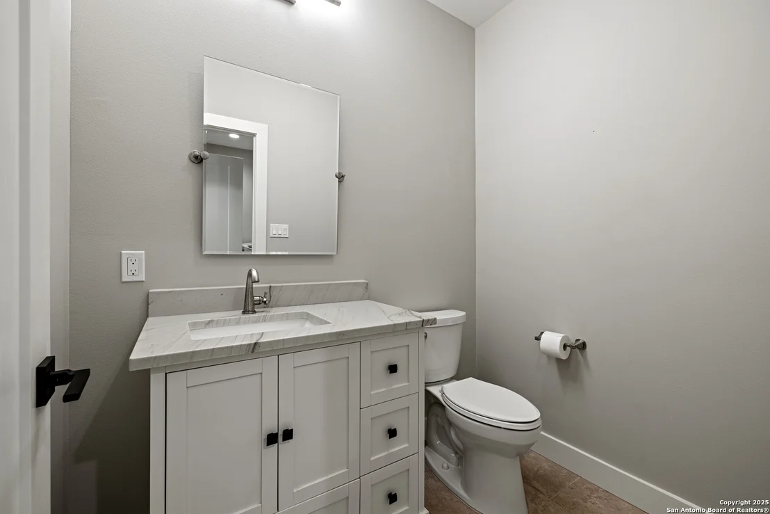 Photo of 2333 Stone Saddle