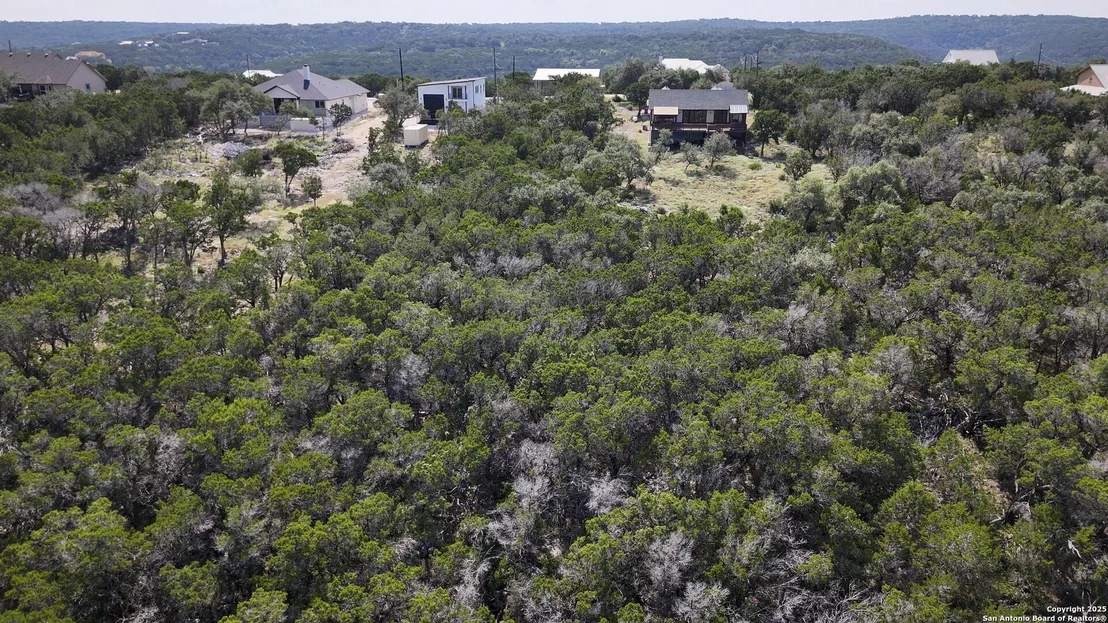 Photo of 2601 Summit Dr