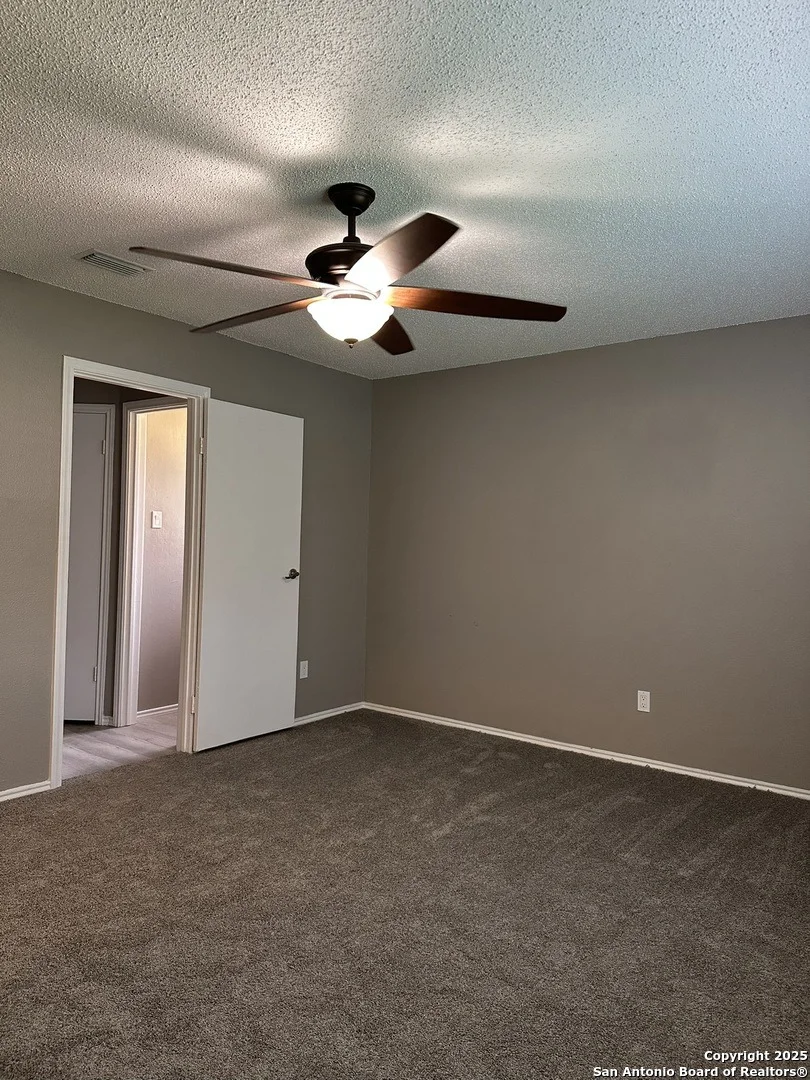 Photo of 9258 Ridge Cross