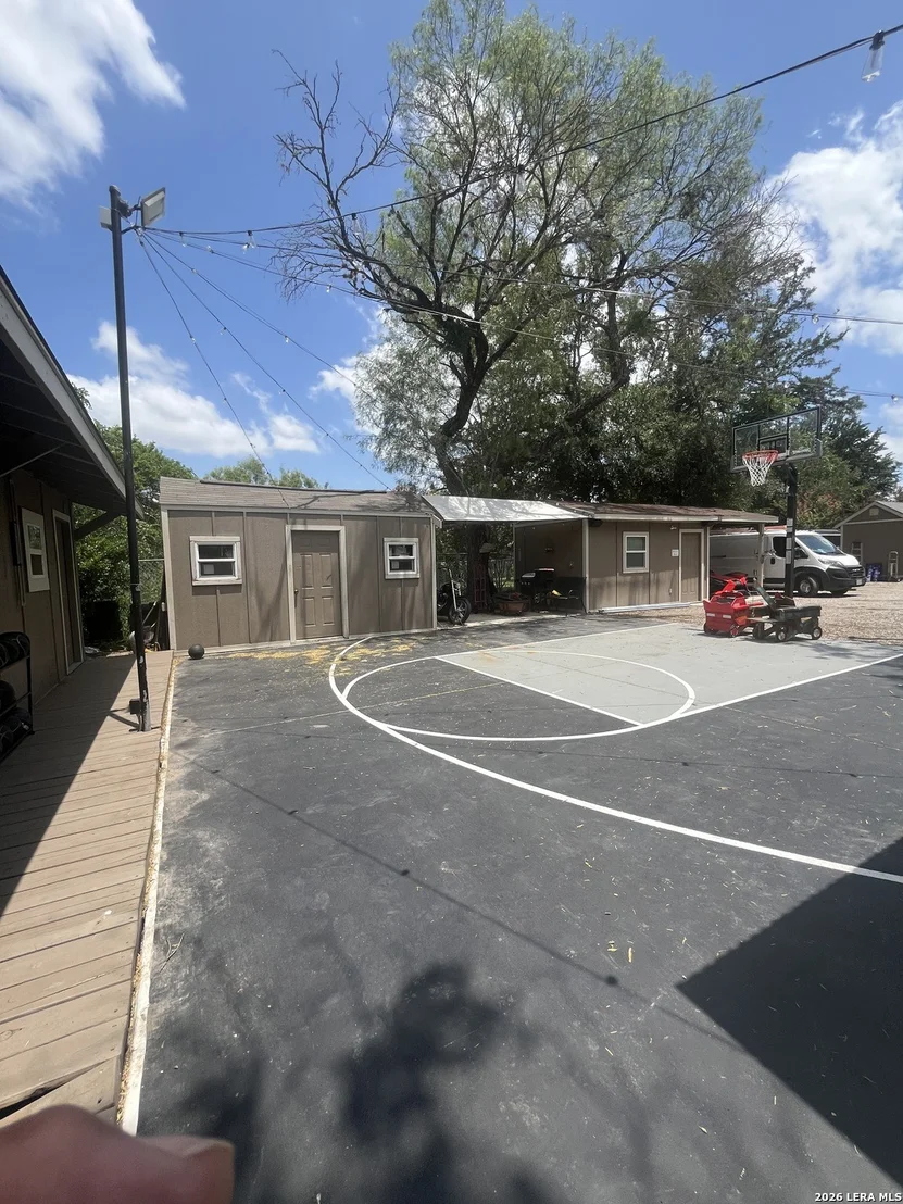 Photo of 6443 ELMER BLVD