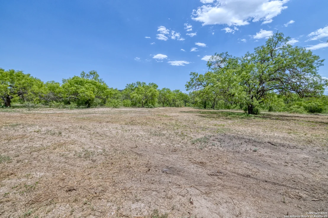 Photo of 405 Ridge Loop