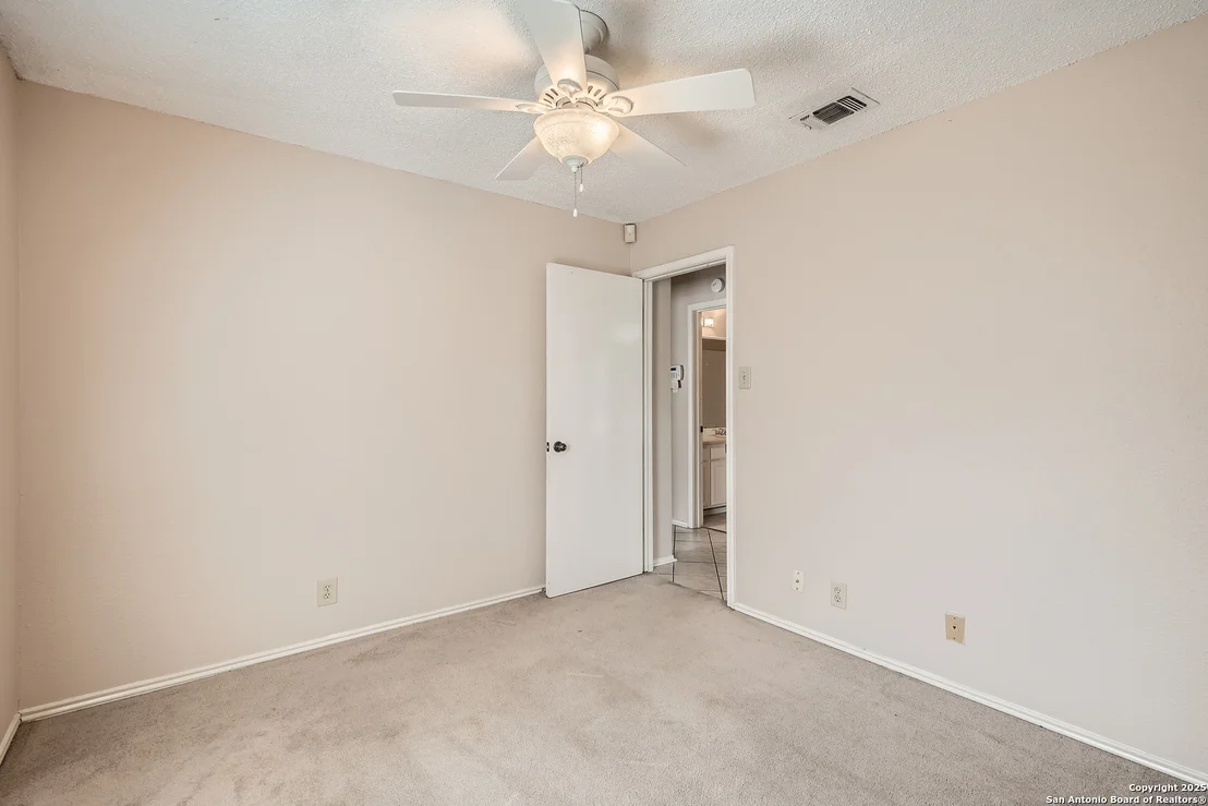 Photo of 7231 FERNVIEW