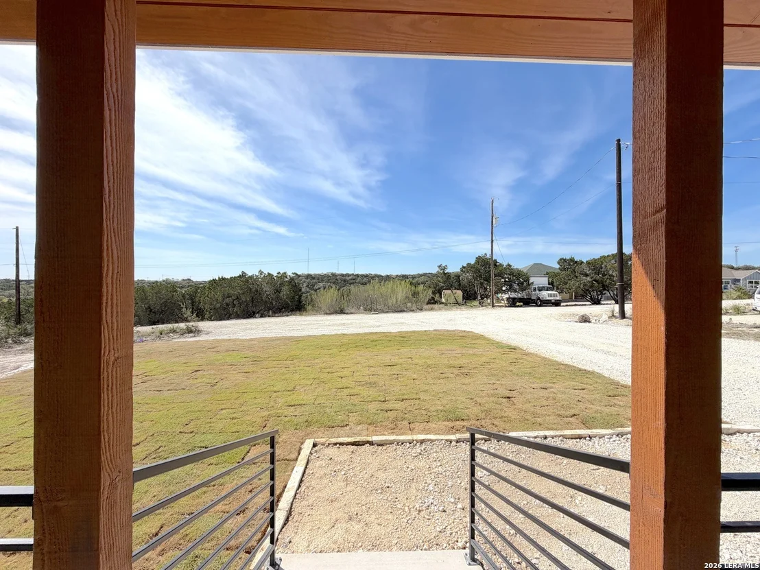 Photo of 1155 Southline
