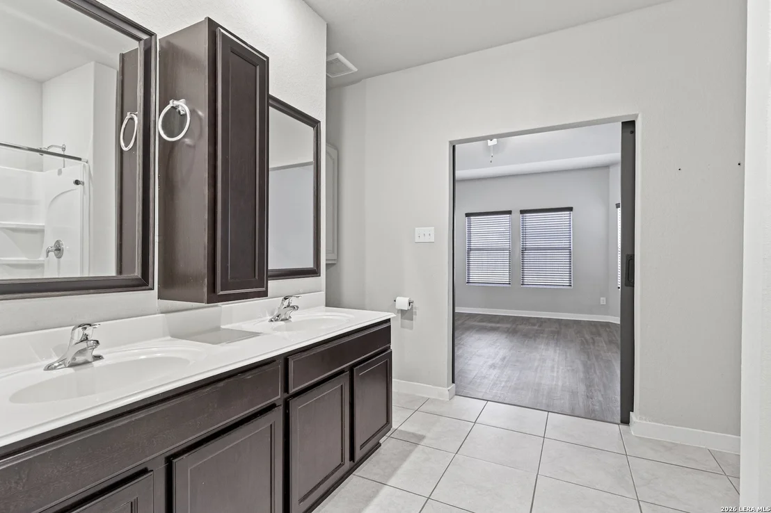 Photo of 3209 Hyacinth