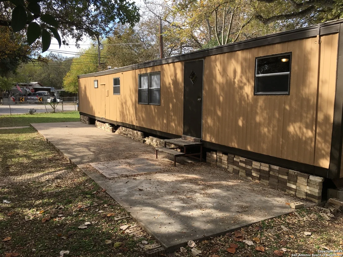Photo of 6565 CEDAR LN