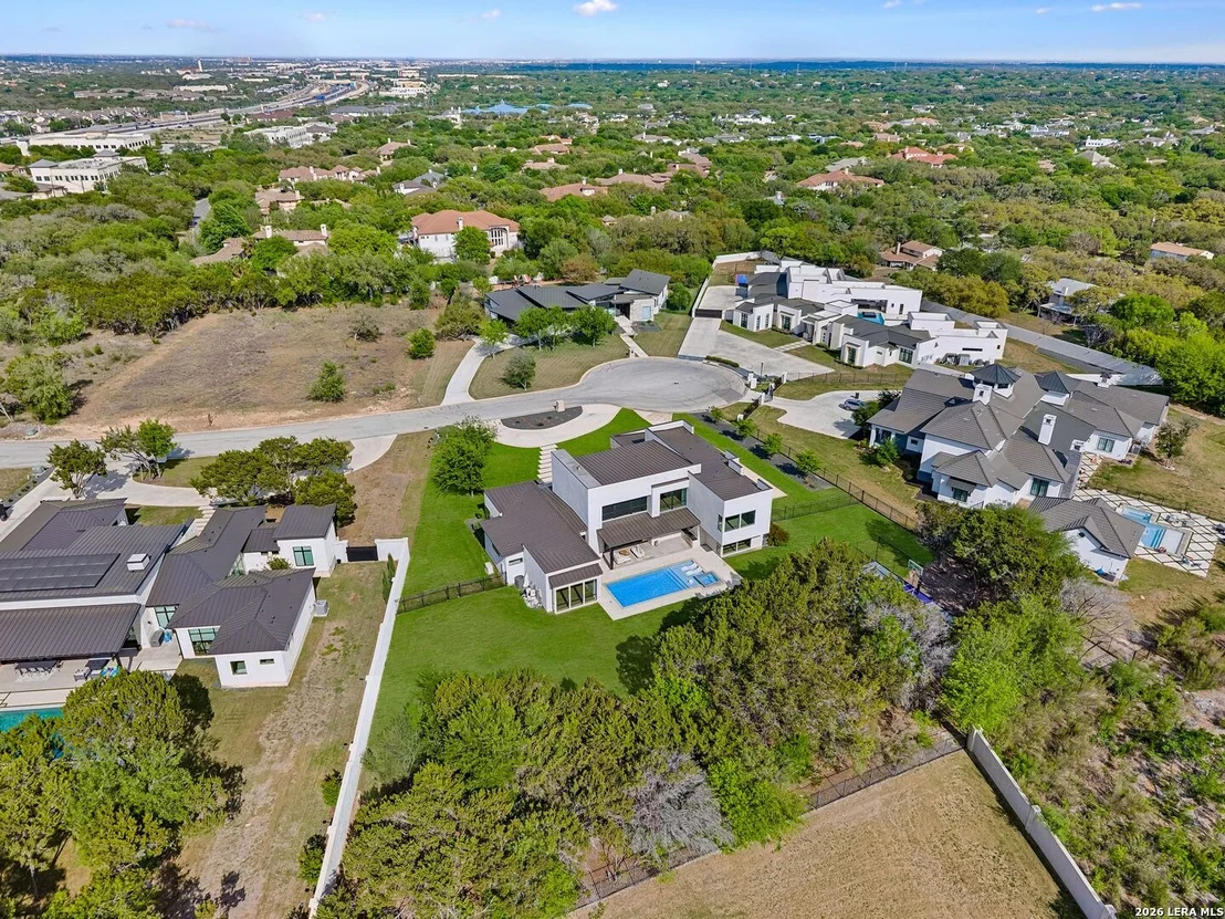 Photo of 211 Wellesley Hill