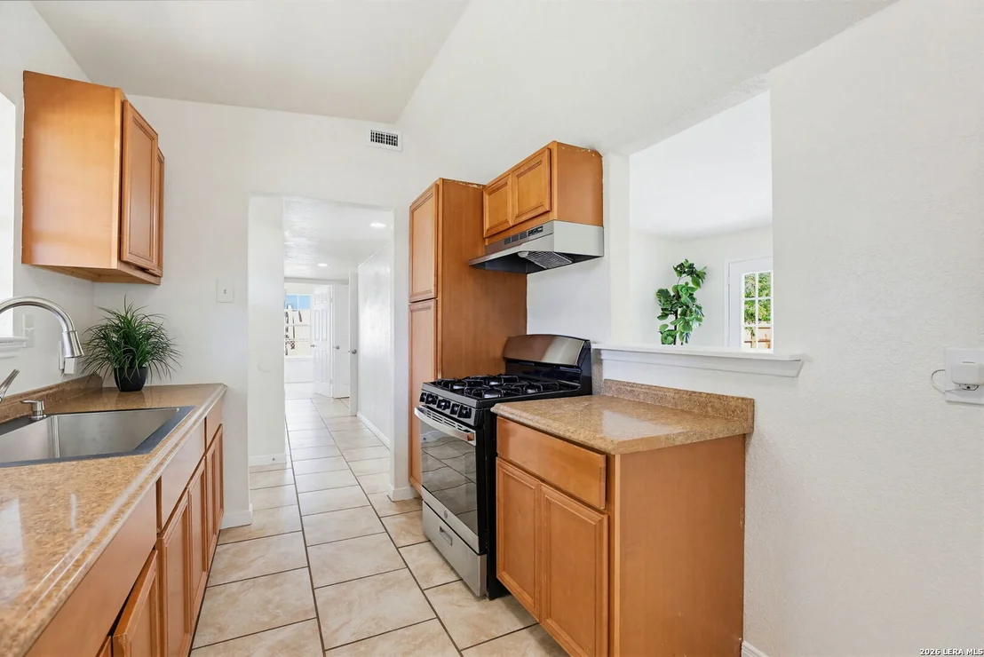 Photo of 130 CHADWICK DR
