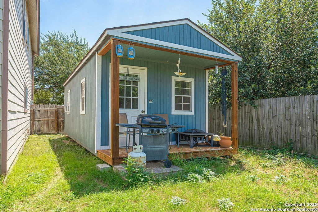 Photo of 3420 Sante Fe