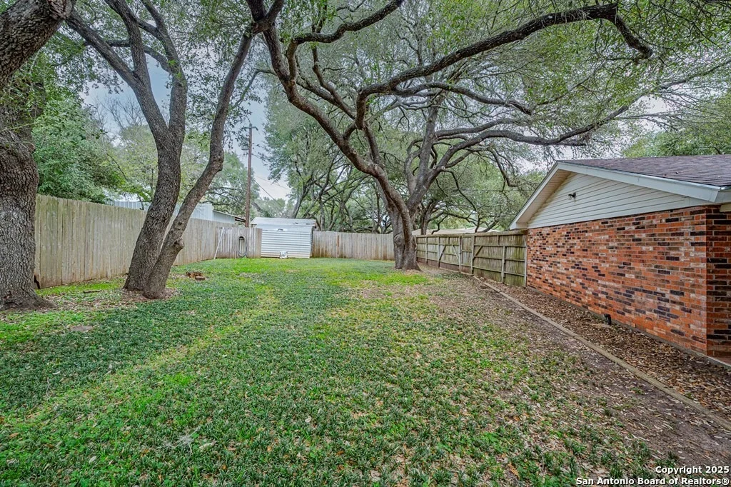 Photo of 23 Encino Loma