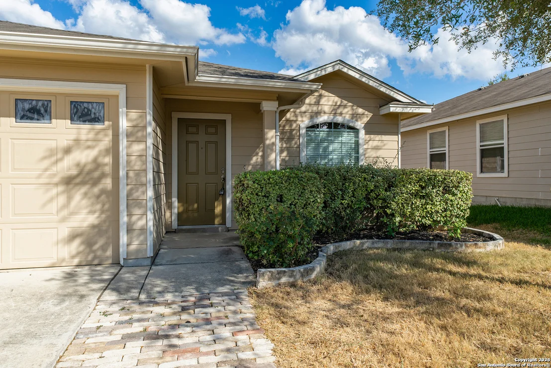 Photo of 266 PERCH MANOR