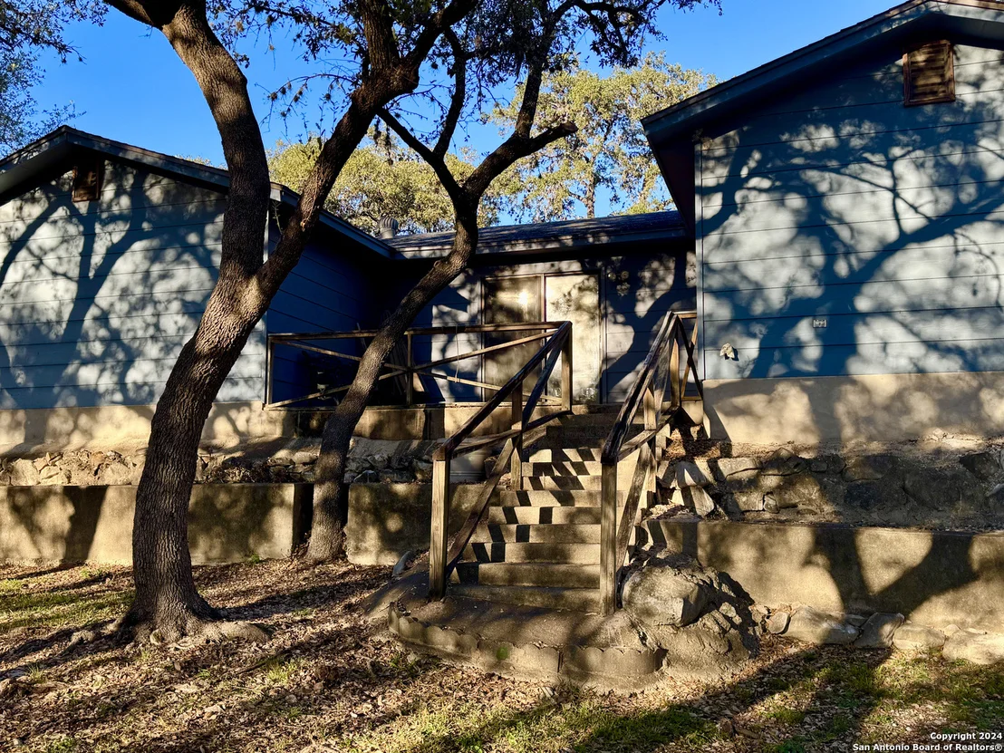 Photo of 16911 SPRINGHILL
