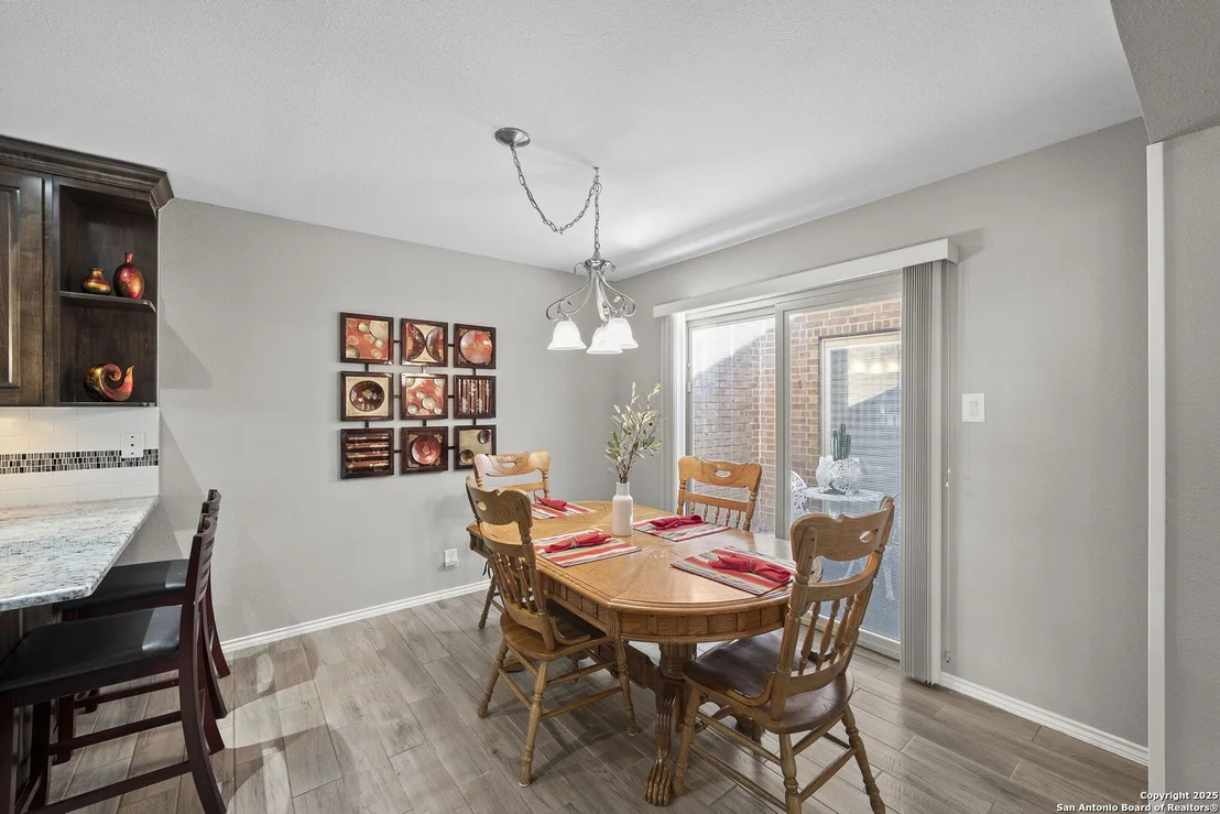 Photo of 1008 Robert Derrick Dr.