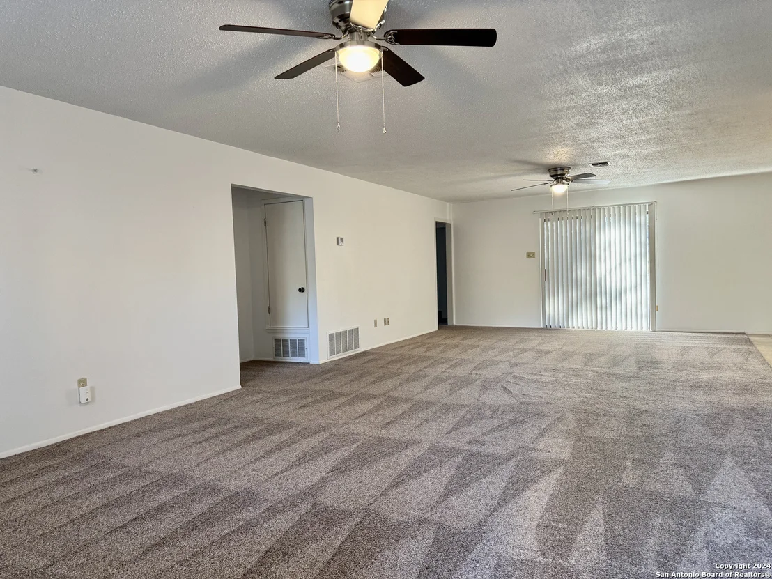 Photo of 16911 SPRINGHILL