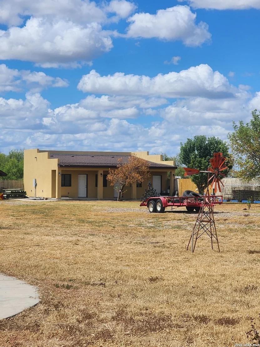 Photo of 210 COUNTY ROAD 237