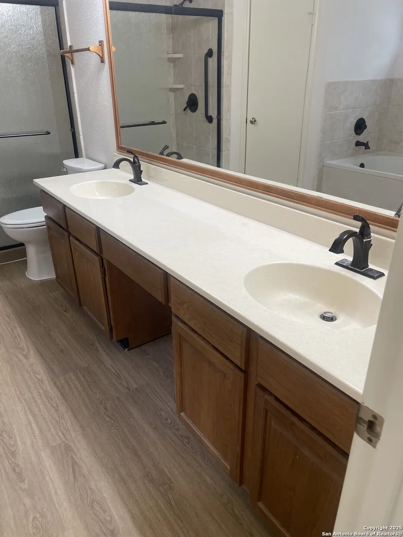 Photo of 7713 Valley Trails
