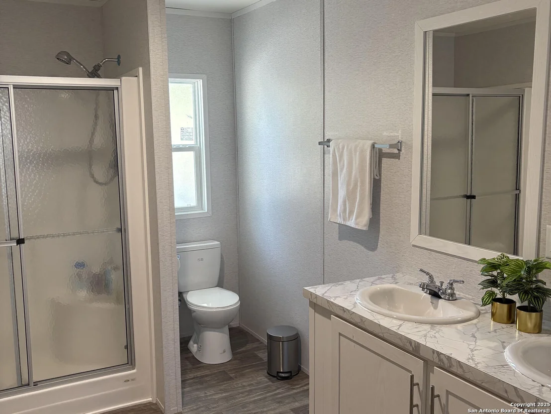 Photo of 22170 Applewhite